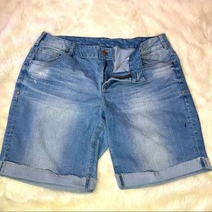 Lane Bryant Medium Wash Bermuda Genius Fit Denim Shorts 22